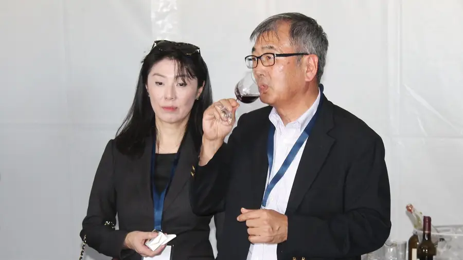 Não têm lá disto no Japão, pois não? Não têm lá disto no Japão, pois não?