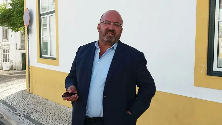 Miguel Borges votou durante a manhã Miguel Borges votou durante a manhã