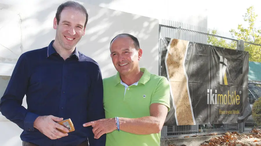 Primeira fábrica de telemóveis da Península Ibérica vai nascer em Coruche Primeira fábrica de telemóveis da Península Ibérica vai nascer em Coruche