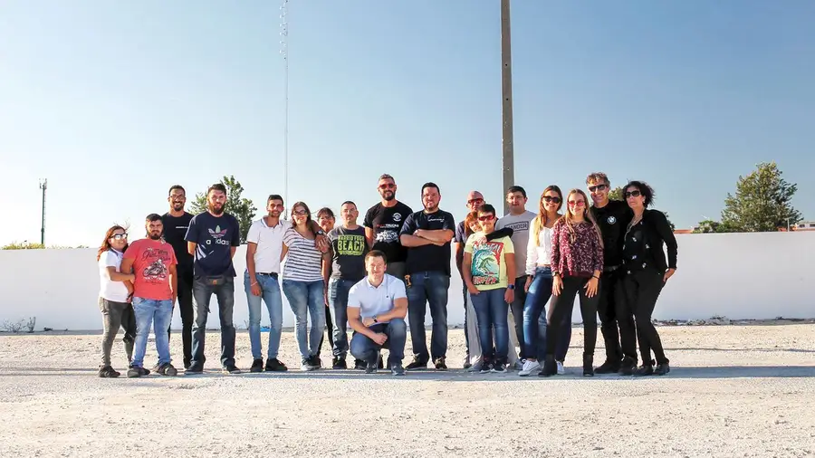 Solidariedade em quatro rodas Solidariedade em quatro rodas