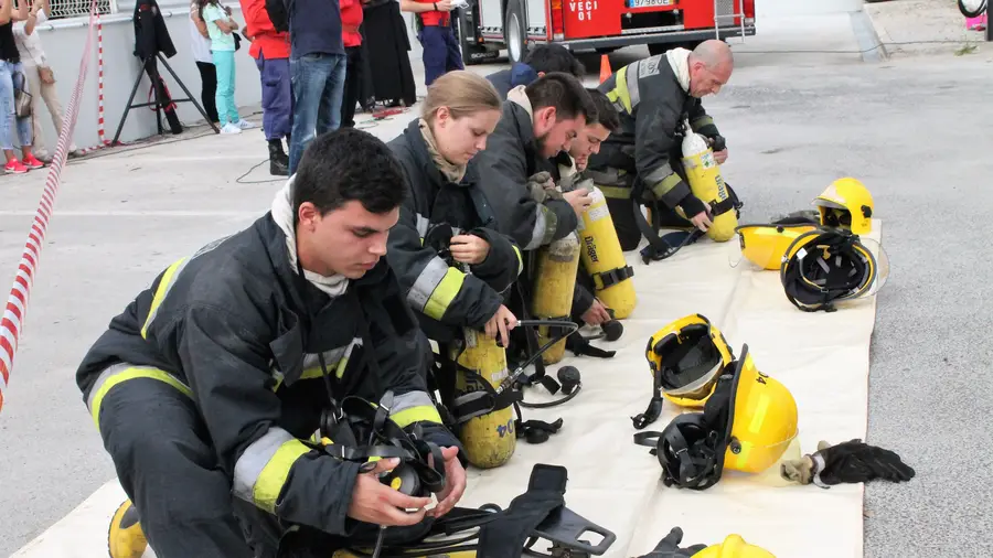 Começou formação dos bombeiros de Vila Franca de Xira Começou formação dos bombeiros de Vila Franca de Xira