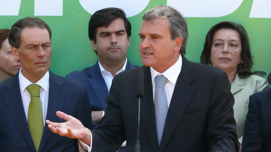Corrida à liderança nacional do PSD também passa pela região Corrida à liderança nacional do PSD também passa pela região