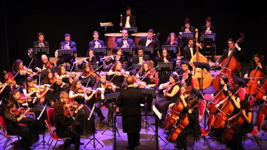 Orquestra Sinfónica de Thomar procura mecenas para patrocinar o projecto inovador na região Orquestra Sinfónica de Thomar procura mecenas para patrocinar o projecto inovador na região
