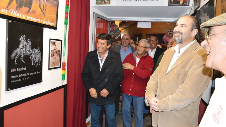 Luís Rouxinol é o novo padrinho dos Amigos do Muro de Vila Franca de Xira Luís Rouxinol é o novo padrinho dos Amigos do Muro de Vila Franca de Xira
