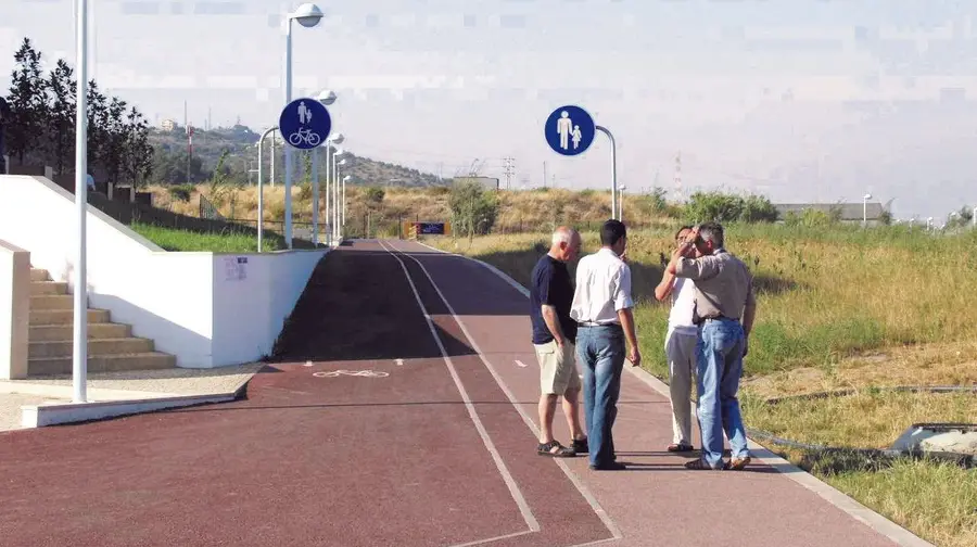 Força Aérea dá luz verde a passeio ribeirinho em Alverca Força Aérea dá luz verde a passeio ribeirinho em Alverca