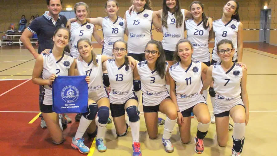 Iniciadas de Colégio de Fátima lidera regional de voleibol Iniciadas de Colégio de Fátima lidera regional de voleibol