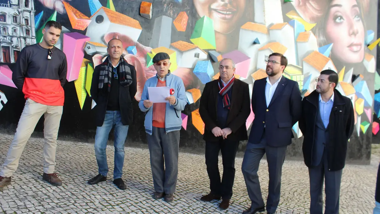 Inauguração do mural "Dream Walkers" de Francisco Camilo