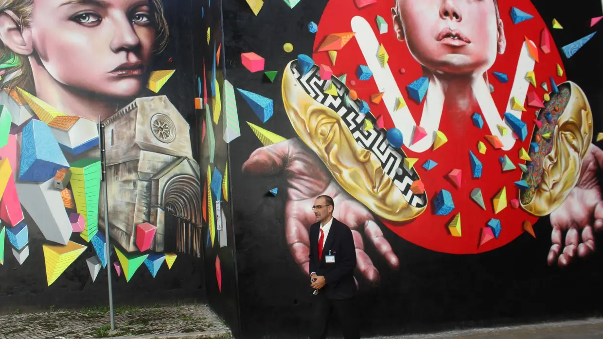 Inauguração do mural "Dream Walkers" de Francisco Camilo