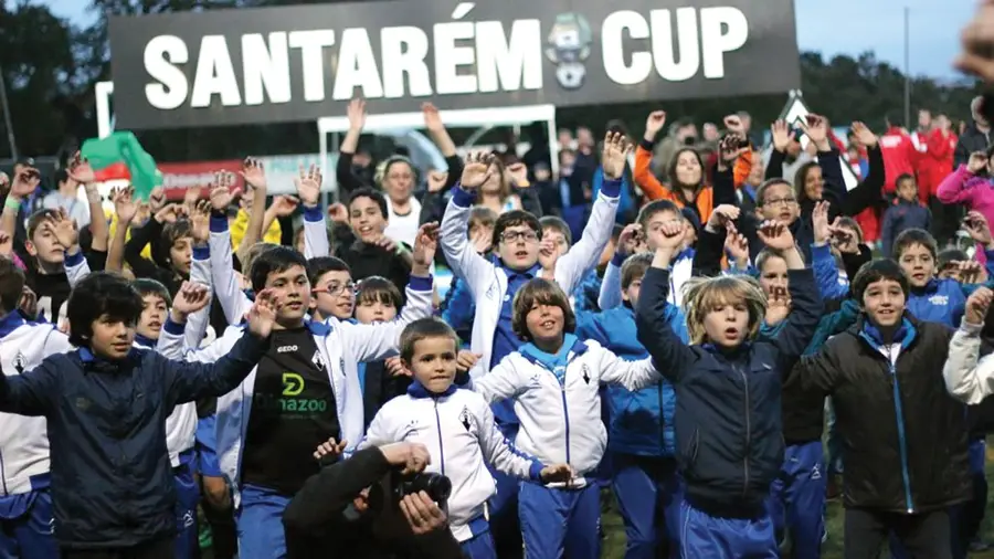 FC Hlinsko é o primeiro clube estrangeiro a participar no Santarém Cup FC Hlinsko é o primeiro clube estrangeiro a participar no Santarém Cup