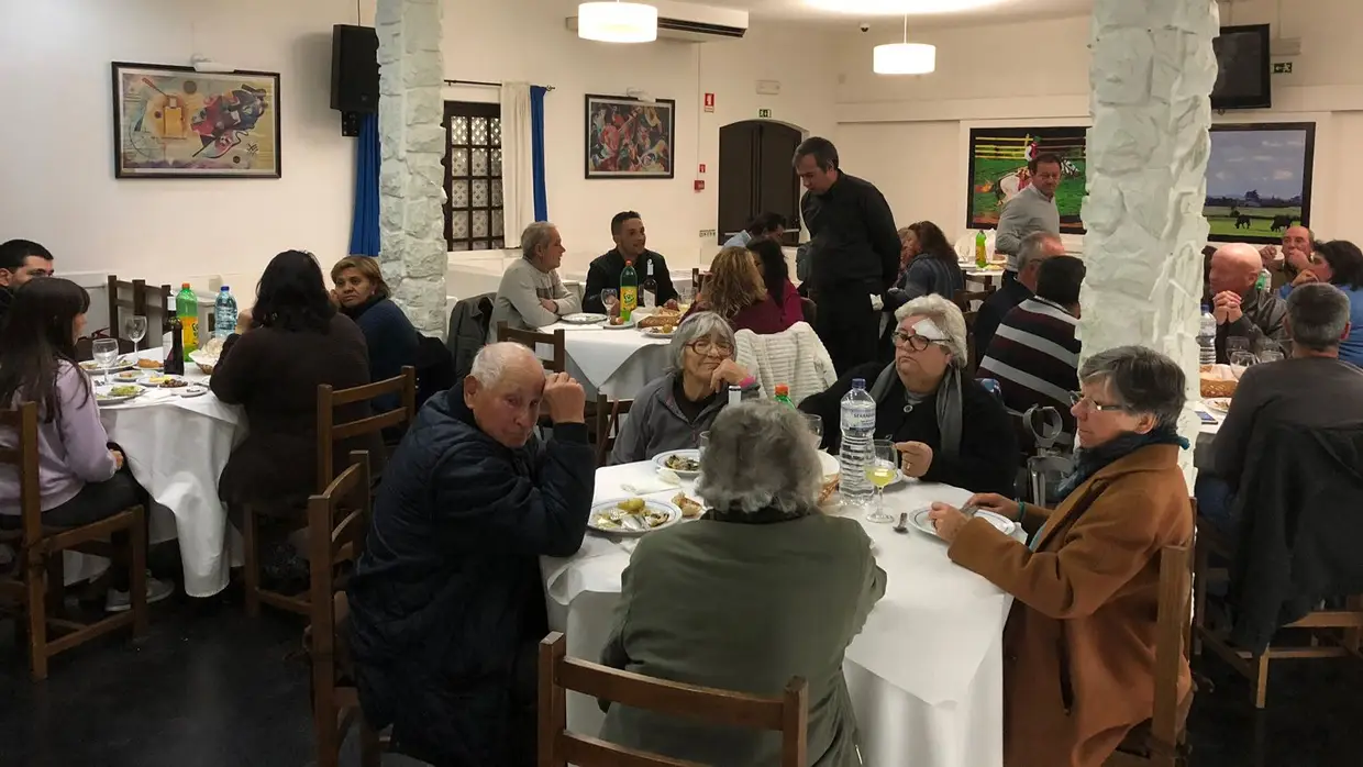 Jantar Solidário no Restaurante Quinta do Parque Real