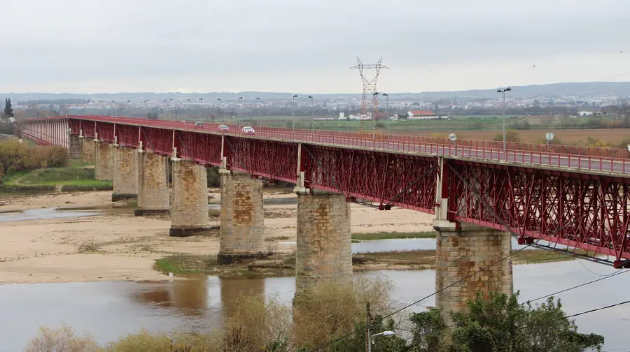 Trânsito condicionado na ponte D. Luís Trânsito condicionado na ponte D. Luís