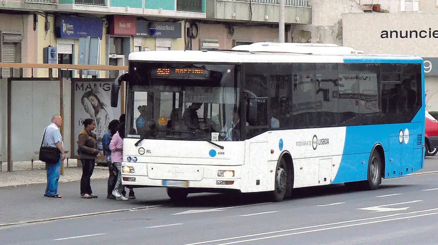 Comissão de utentes de Vialonga agradada com reunião sobre transportes Comissão de utentes de Vialonga agradada com reunião sobre transportes