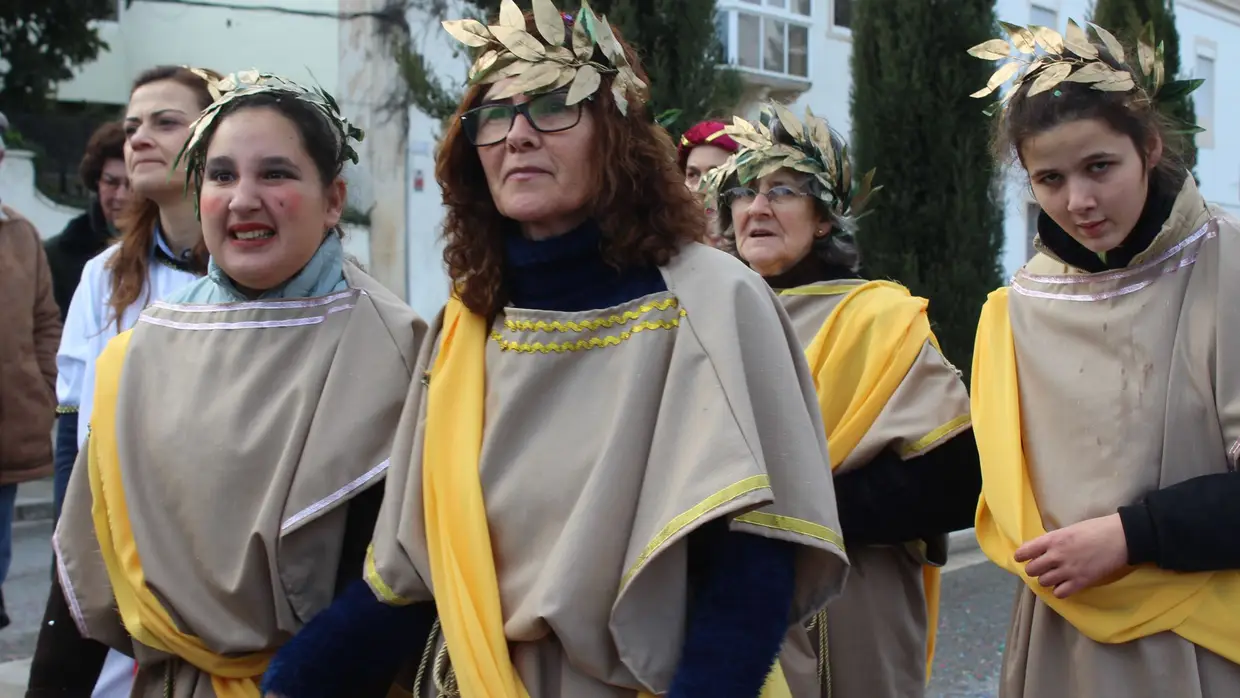 Desfile de Carnaval das Escolas e Instituições - Rio Maior