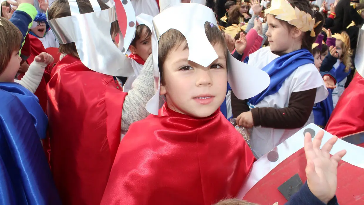 Desfile de Carnaval das Escolas e Instituições - Rio Maior