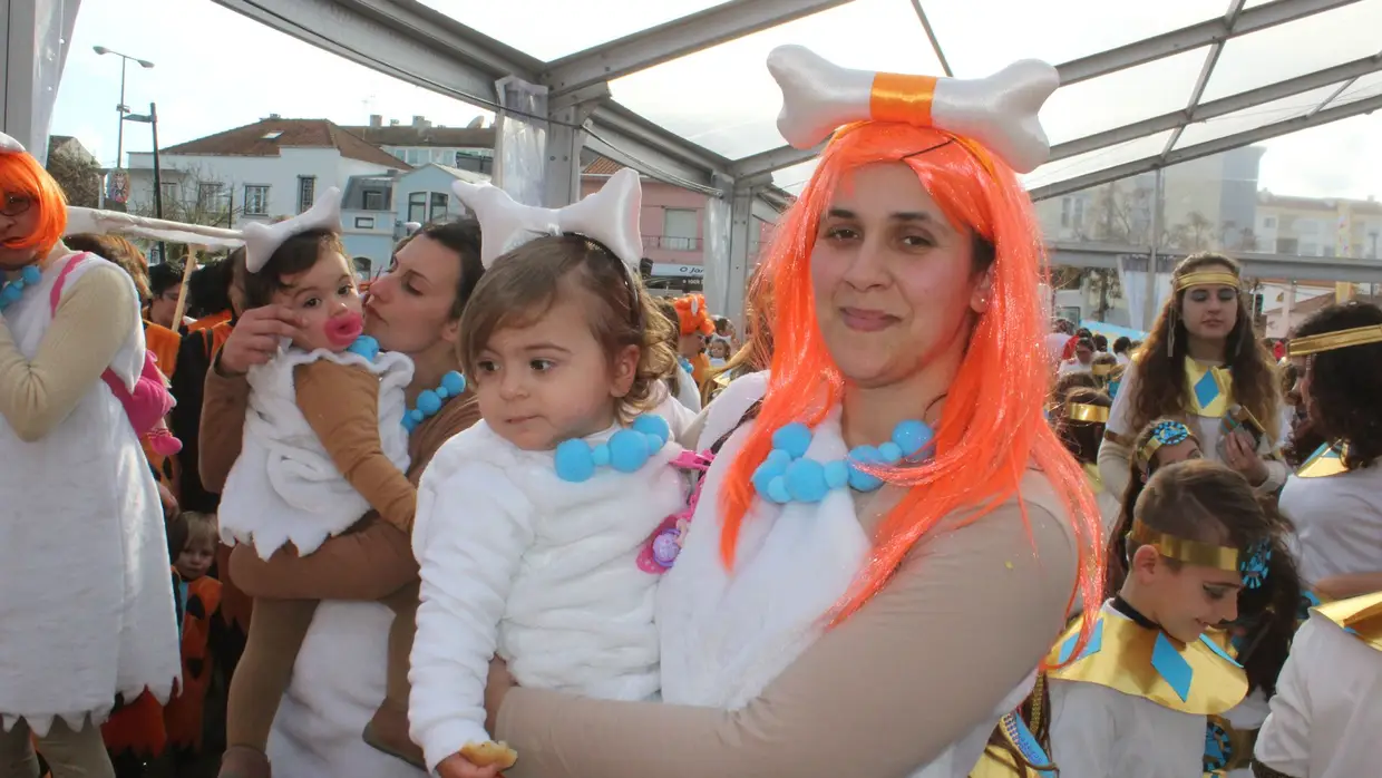Desfile de Carnaval das Escolas e Instituições - Rio Maior