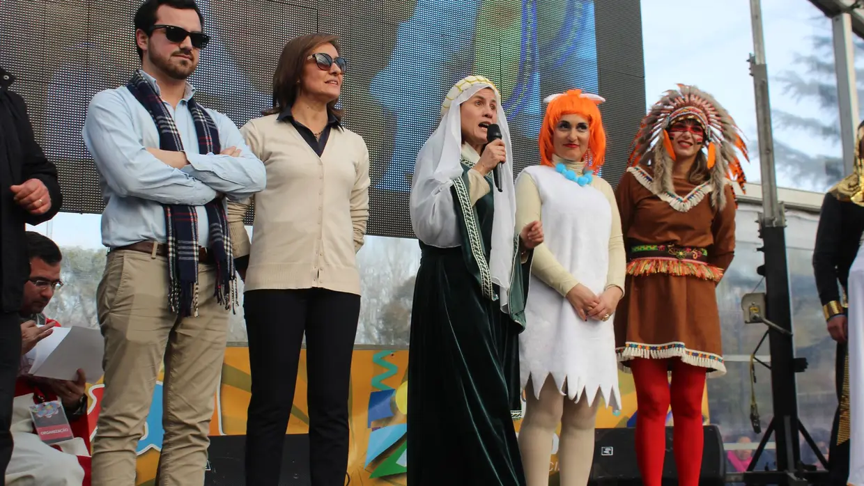 Desfile de Carnaval das Escolas e Instituições - Rio Maior
