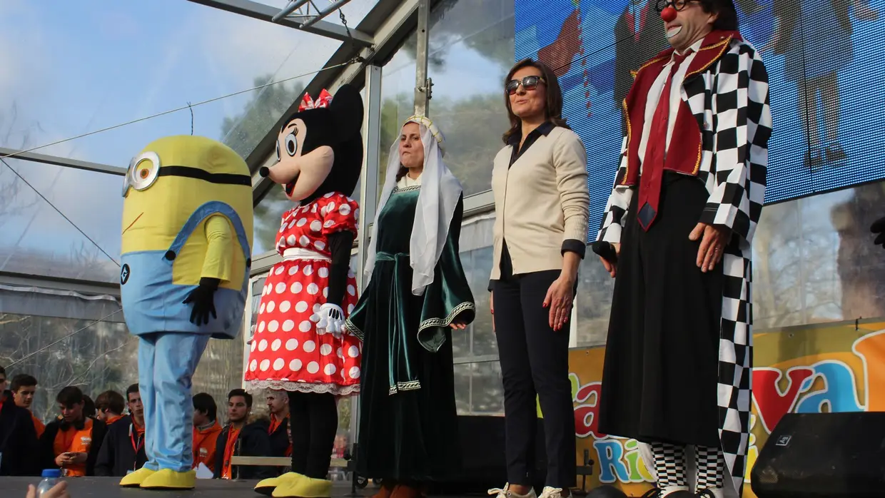 Desfile de Carnaval das Escolas e Instituições - Rio Maior