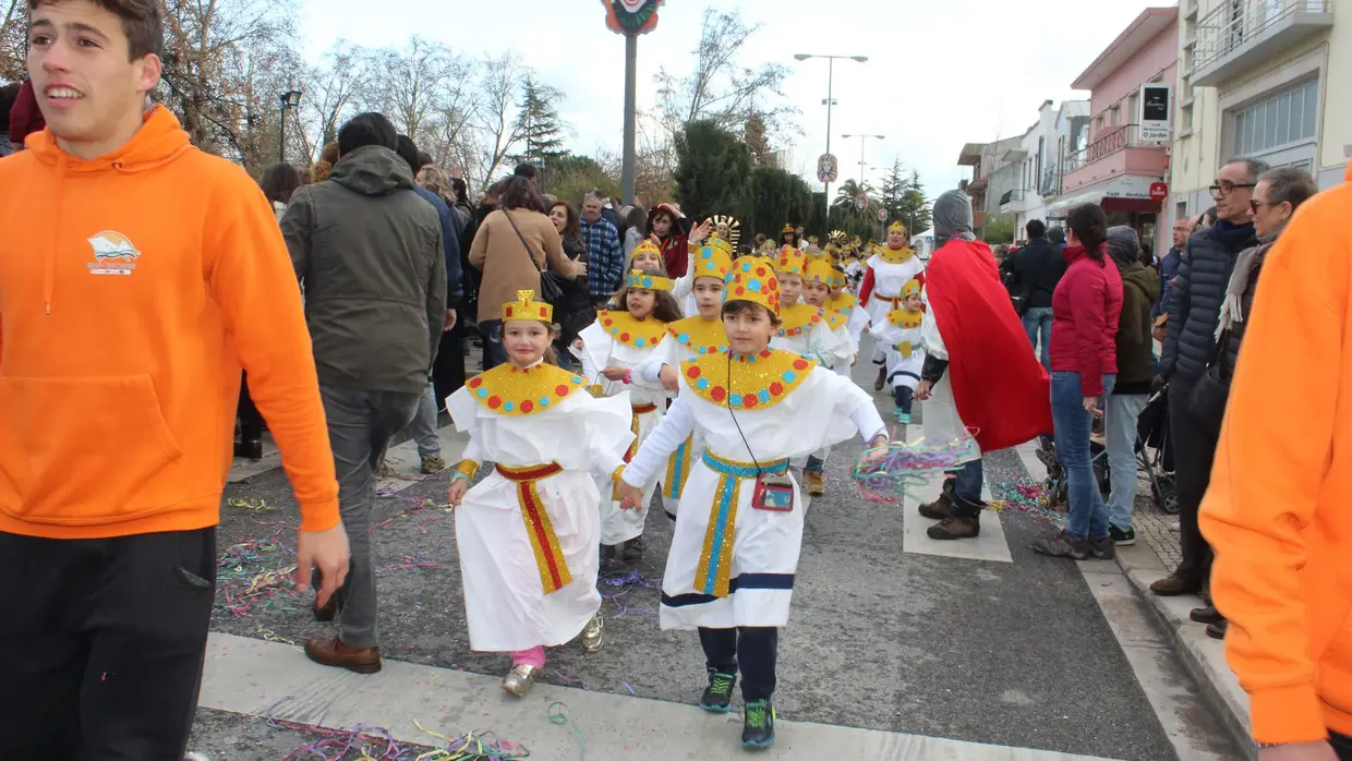 Desfile de Carnaval das Escolas e Instituições - Rio Maior