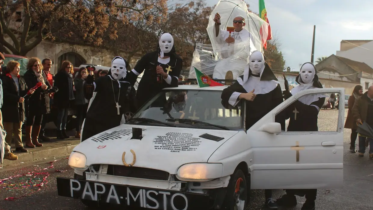 Corso carnavalesco em Benfica do Ribatejo
