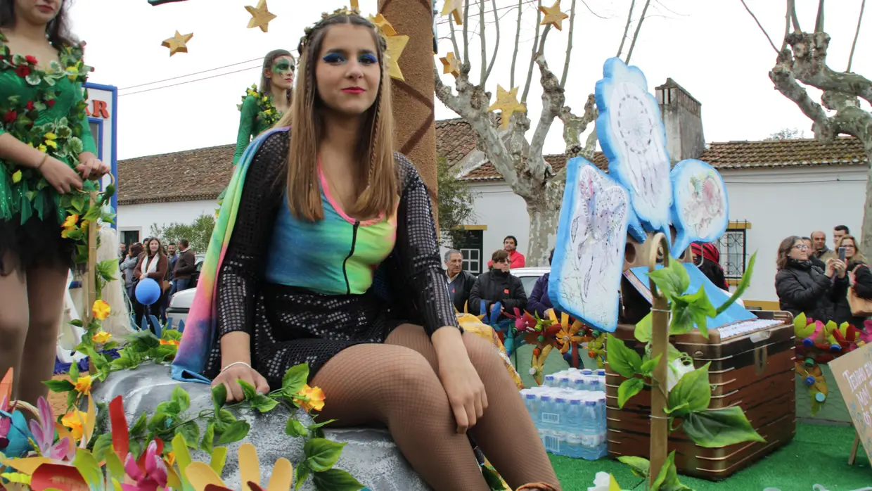 Corso carnavalesco em Benfica do Ribatejo