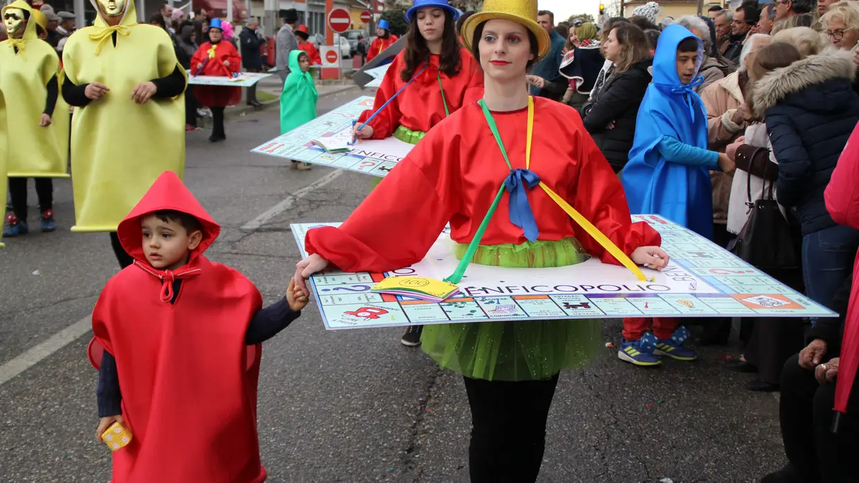 Corso carnavalesco em Benfica do Ribatejo