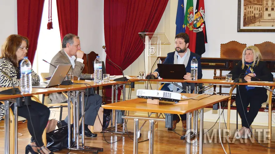 Requalificação da Várzea Grande não inclui estacionamento subterrâneo Requalificação da Várzea Grande não inclui estacionamento subterrâneo