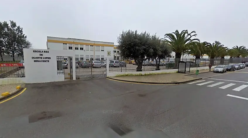 Escola Secundária Duarte Lopes assaltada duas vezes este mês Escola Secundária Duarte Lopes assaltada duas vezes este mês