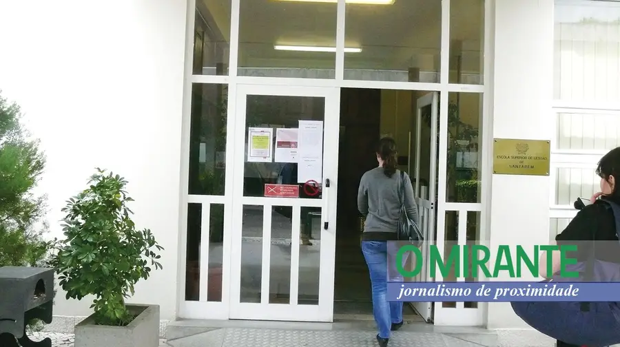 Avaliação de professores da Escola de Gestão de Santarém envolta em grande confusão Avaliação de professores da Escola de Gestão de Santarém envolta em grande confusão
