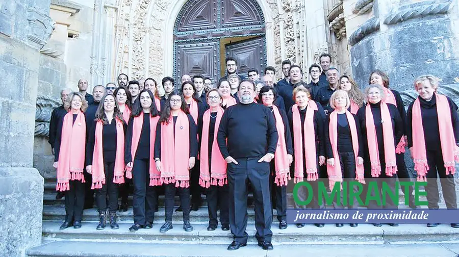 Canto Firme de Tomar canta Via Crucis na Quarta-Feira Santa Canto Firme de Tomar canta Via Crucis na Quarta-Feira Santa