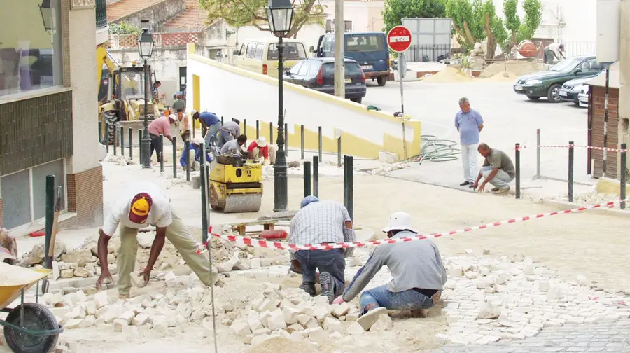 Em Vila Franca de Xira só há calçada à portuguesa nos centros históricos Em Vila Franca de Xira só há calçada à portuguesa nos centros históricos