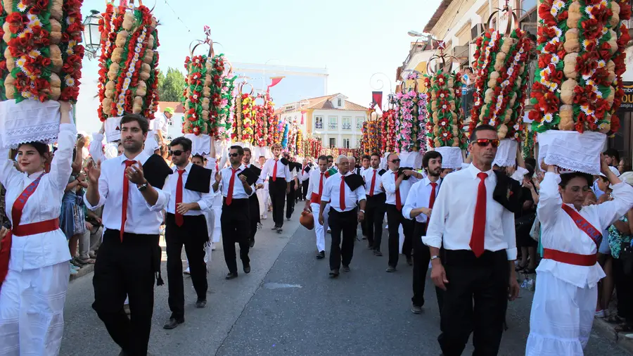 População decide realização da Festa dos Tabuleiros População decide realização da Festa dos Tabuleiros