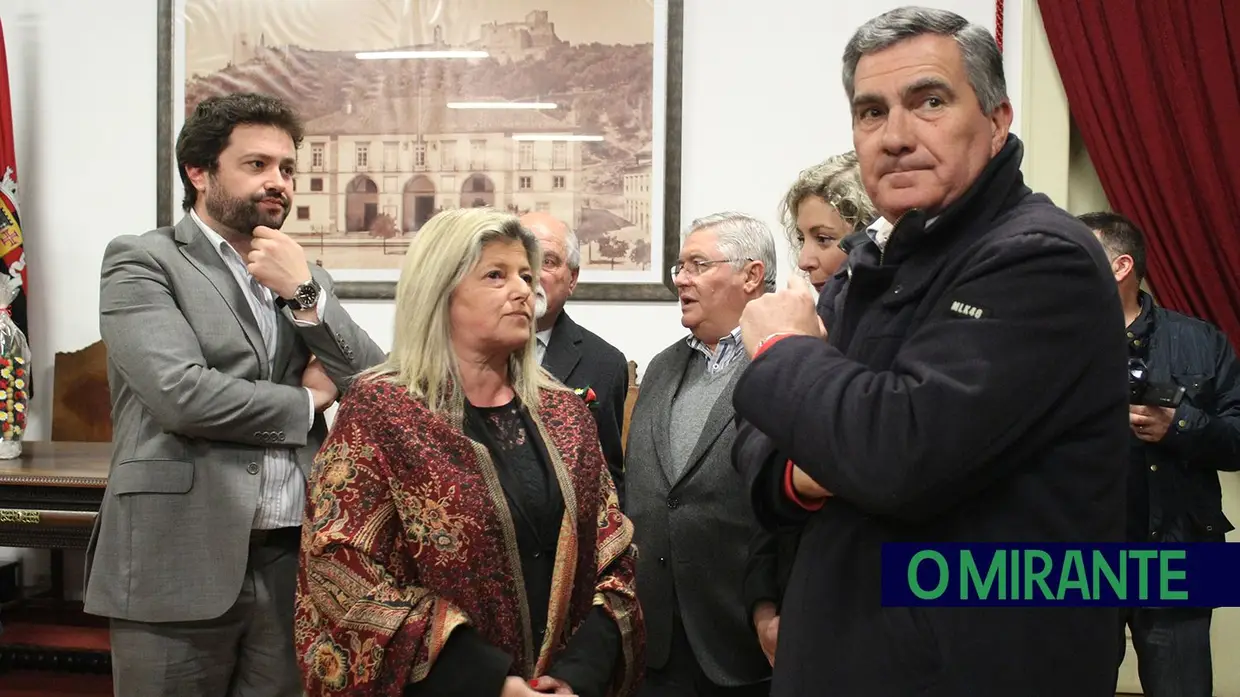 Povo reuniu-se para decidir Festa dos Tabuleiros e seu mordomo