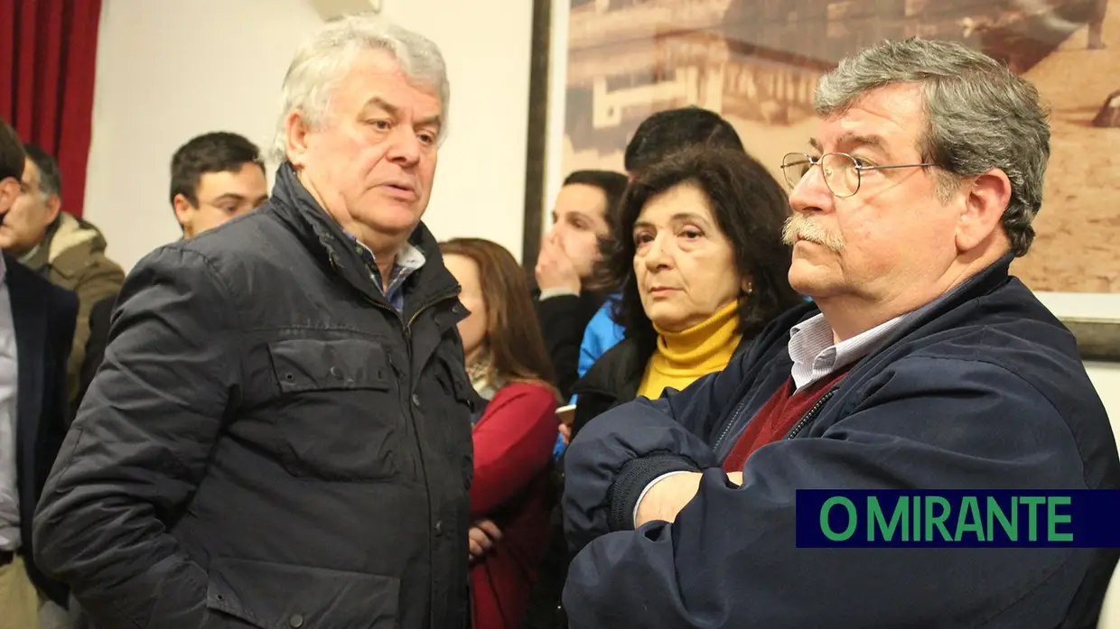 Povo reuniu-se para decidir Festa dos Tabuleiros e seu mordomo