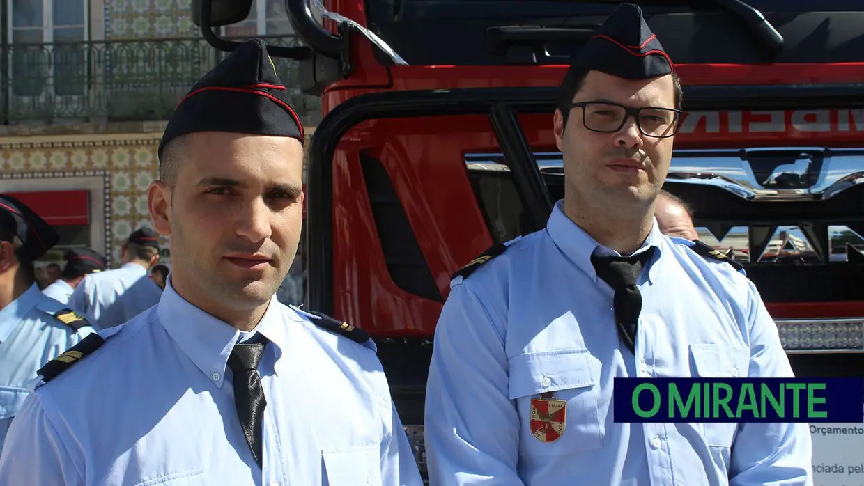 Associação dos Bombeiros Voluntários de Vila Franca de Xira apresenta novas viaturas nas comemorações do seu 136º aniversário