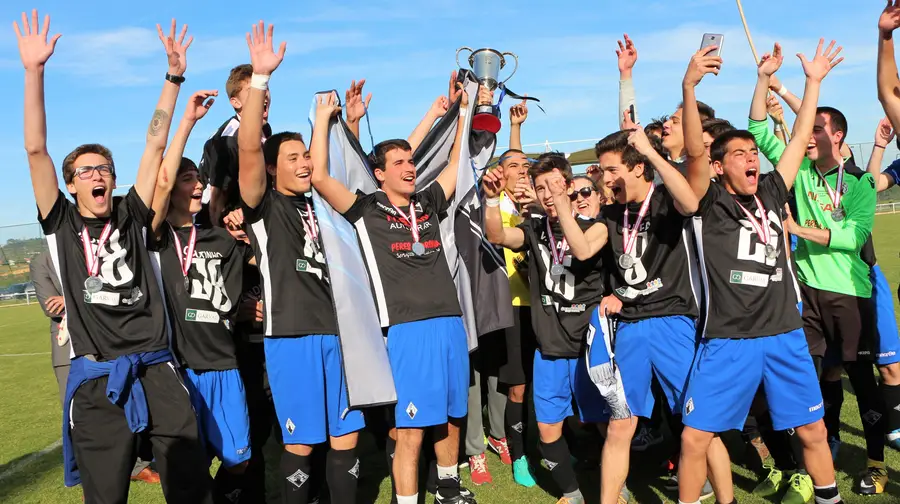 Académica de Santarém vence Taça do Ribatejo em juniores Académica de Santarém vence Taça do Ribatejo em juniores