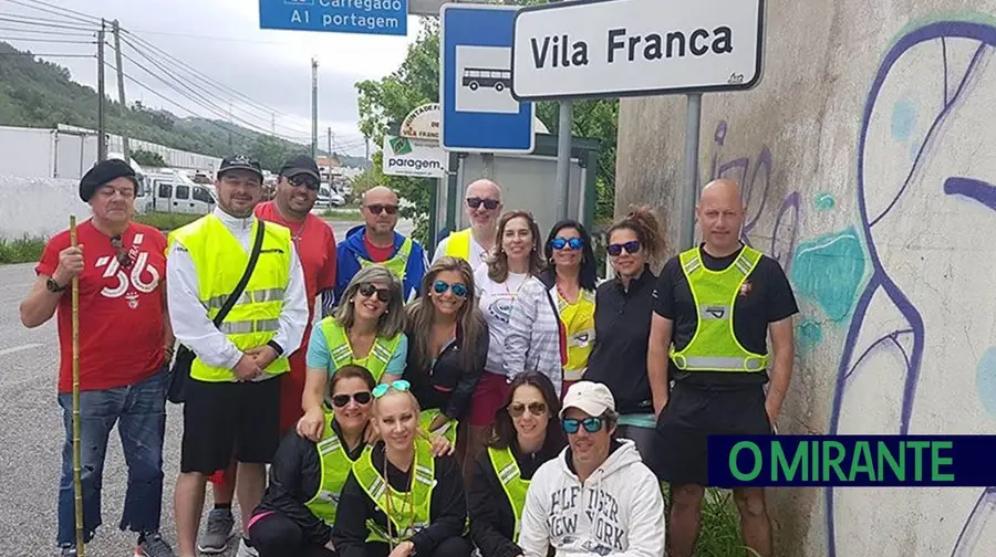Ceia da Silva a caminho de Fátima a pé Ceia da Silva a caminho de Fátima a pé