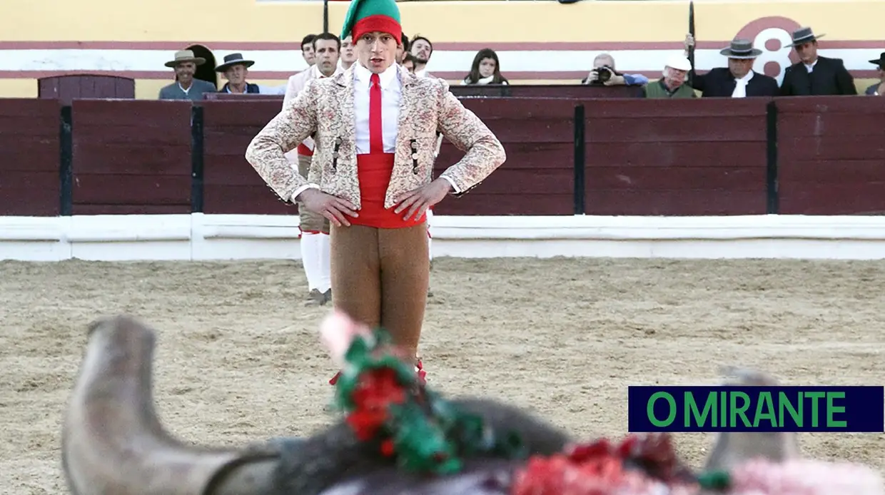 Praça de Salvaterra de Magos encheu na primeira corrida do ano