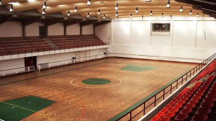 Câmara de Santarém compensa clubes lesados por obras no pavilhão municipal Câmara de Santarém compensa clubes lesados por obras no pavilhão municipal