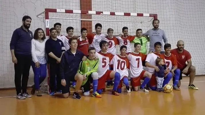 Iniciados do São Vicentense vencem torneio de encerramento Iniciados do São Vicentense vencem torneio de encerramento
