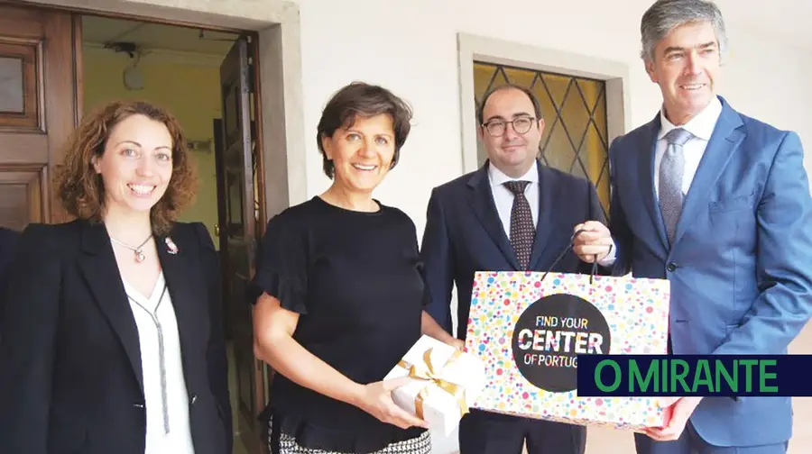 Ministra da Jordânia visita Escola de Hotelaria de Fátima Ministra da Jordânia visita Escola de Hotelaria de Fátima