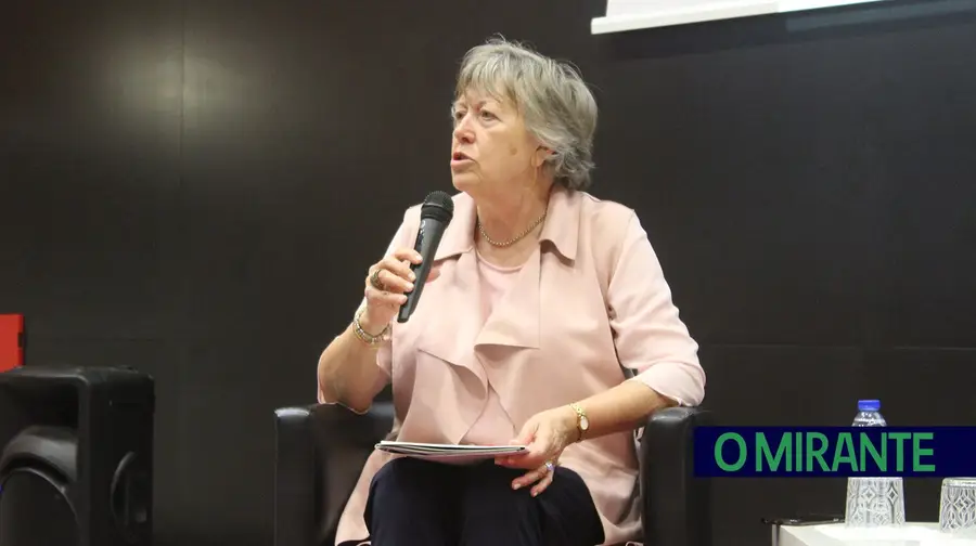 “A educação também serve para combater a pobreza” “A educação também serve para combater a pobreza”