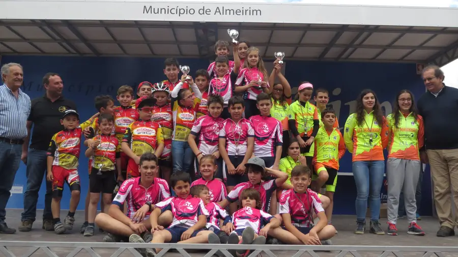 Escola BTT 20kms Almeirim vence prova XCO em casa Escola BTT 20kms Almeirim vence prova XCO em casa