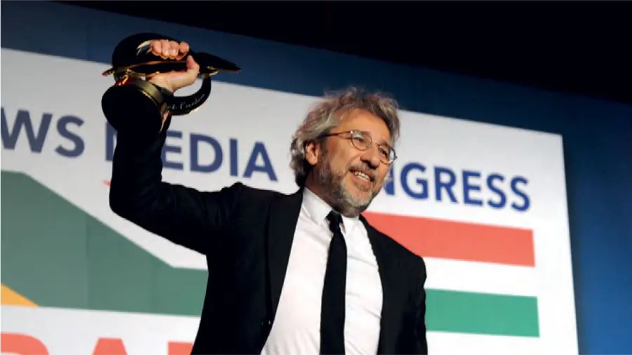 Jornalistas de todo o mundo reunidos em congresso no Estoril Jornalistas de todo o mundo reunidos em congresso no Estoril