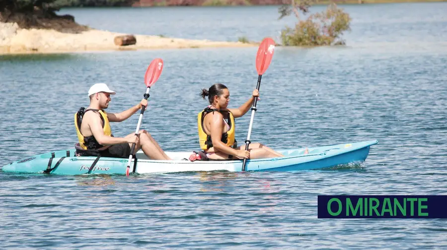 Aventura em canoa está de volta à albufeira de Castelo do Bode Aventura em canoa está de volta à albufeira de Castelo do Bode