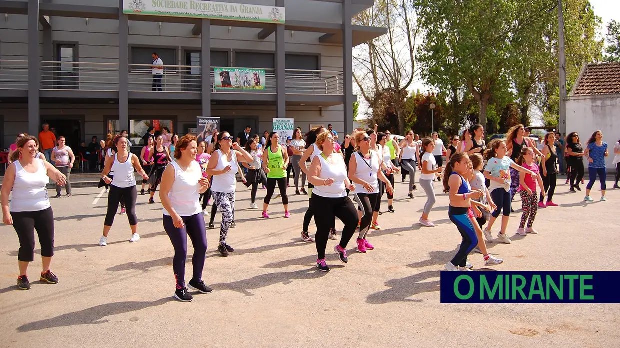 Mega Aula Zumba - Sociedade Recreativa da Granja