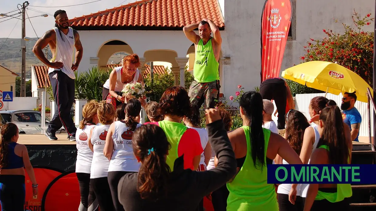 Mega Aula Zumba - Sociedade Recreativa da Granja