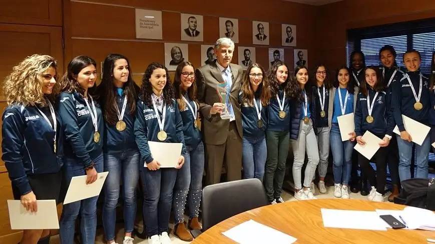 Fátima e Alcanena vencem Campeonatos de Santarém em atletismo Fátima e Alcanena vencem Campeonatos de Santarém em atletismo