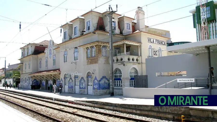 Roubaram as calças a jovem na estação de Vila Franca de Xira Roubaram as calças a jovem na estação de Vila Franca de Xira