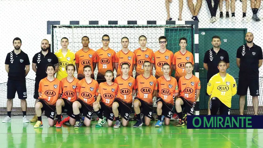 Infantis de Samora Correia campeões nacionais de andebol Infantis de Samora Correia campeões nacionais de andebol