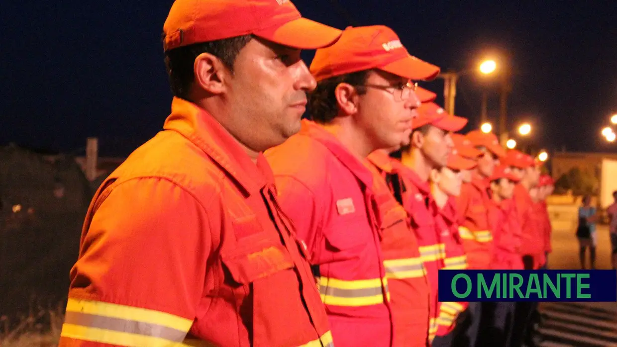 Promoção de bombeiros e tomada de posse do segundo comandante da corporação de Salvaterra de Magos